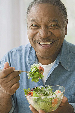 A healthy diet may help keep prostate cancer growth in check featured image
